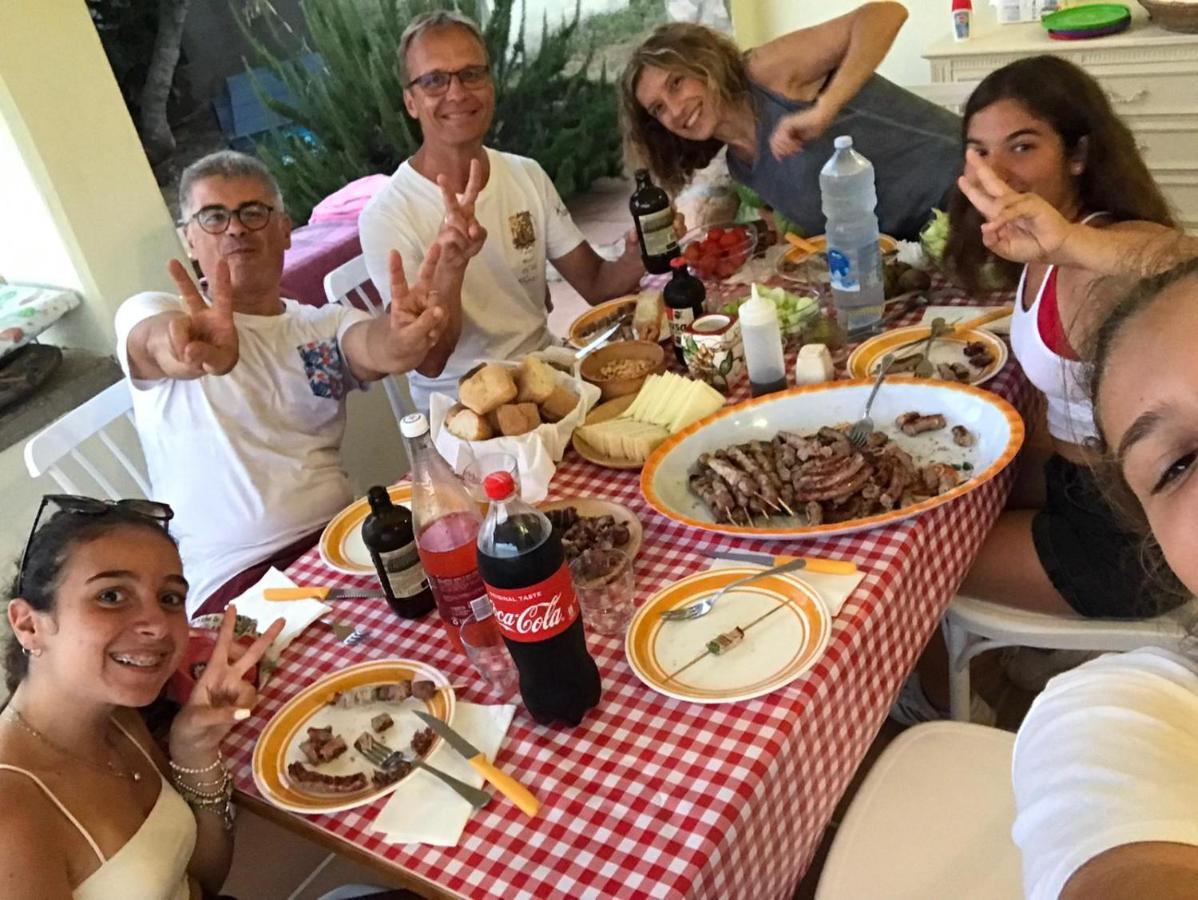 Villa Renzo E Lucia Sant Isidoro  外观 照片