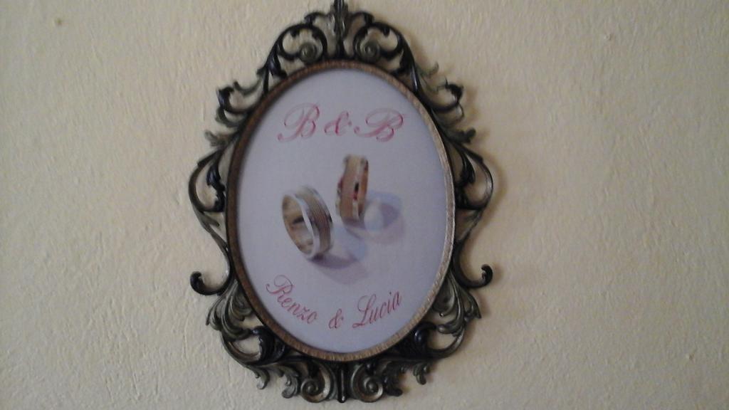 Villa Renzo E Lucia Sant Isidoro  外观 照片