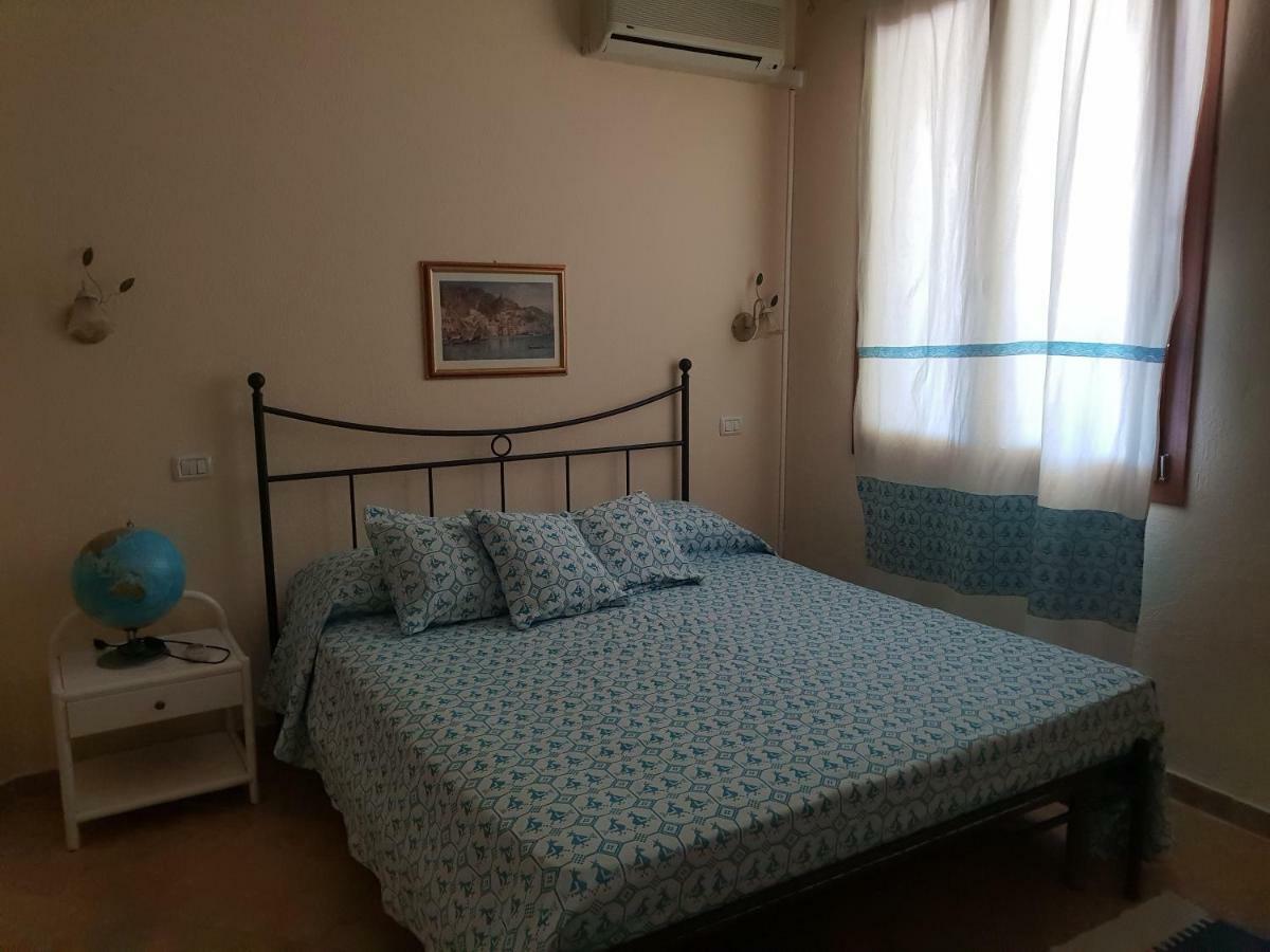 Villa Renzo E Lucia Sant Isidoro  外观 照片