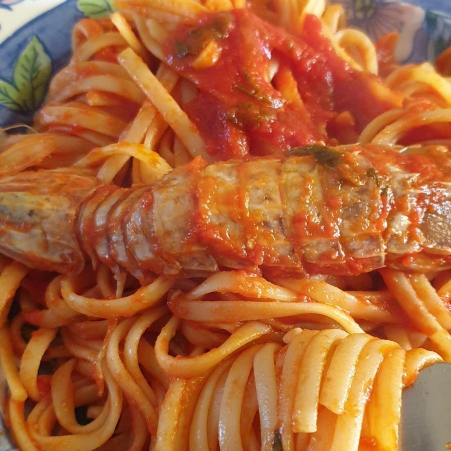 Villa Renzo E Lucia Sant Isidoro  外观 照片