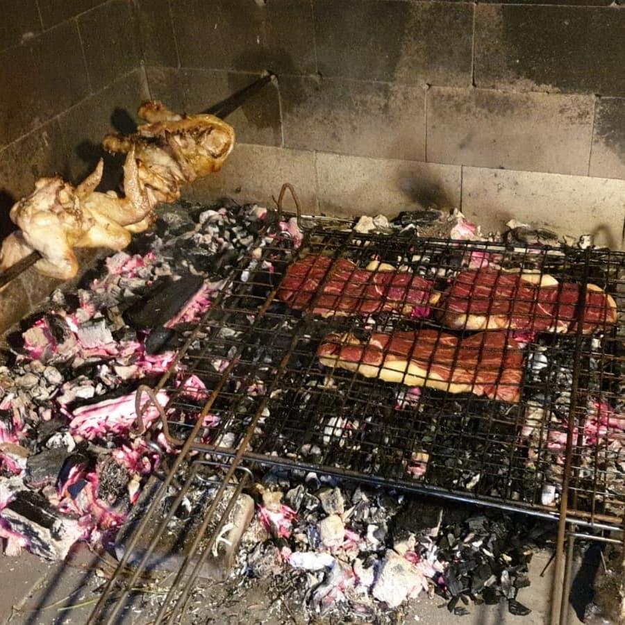 Villa Renzo E Lucia Sant Isidoro  外观 照片
